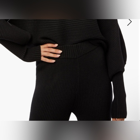 NWT JustFab Ankle Length Ribbed Pants - Picture 3 of 10